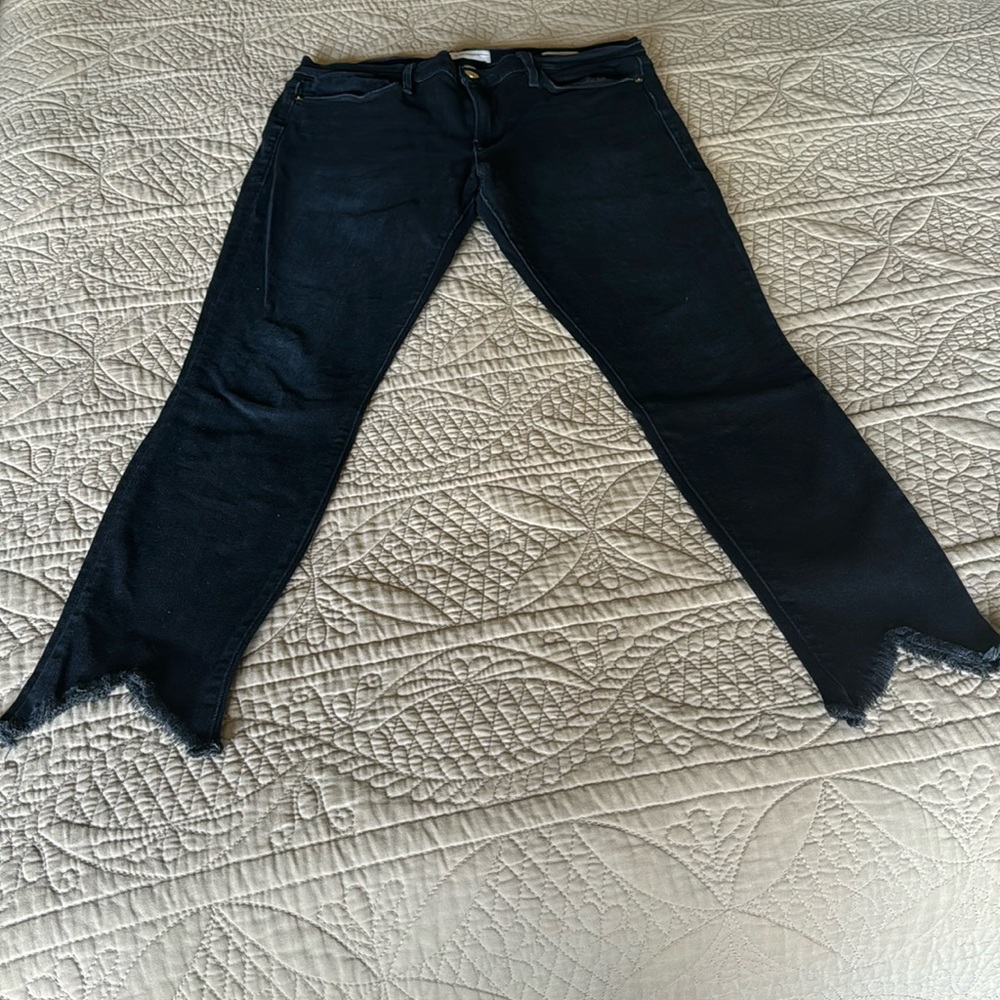 Frame dark denim jeans